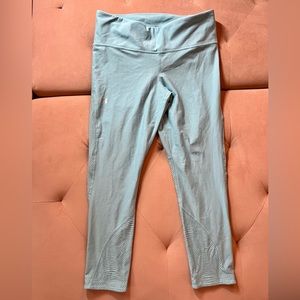 Under Armour Capri Workout Leggings